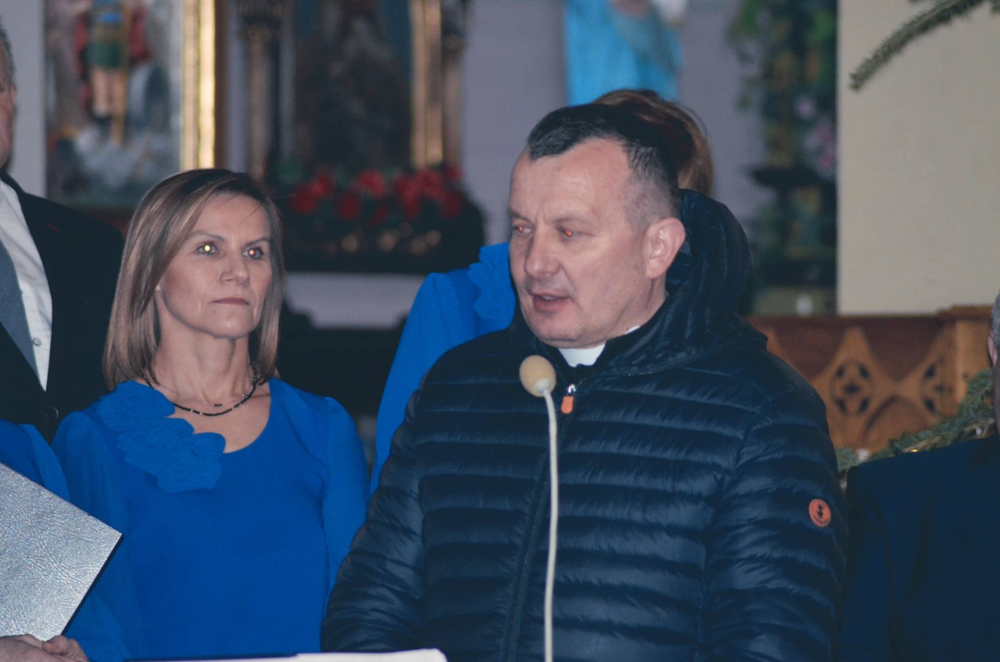 Fotografia przedstawia uczestników Chóru